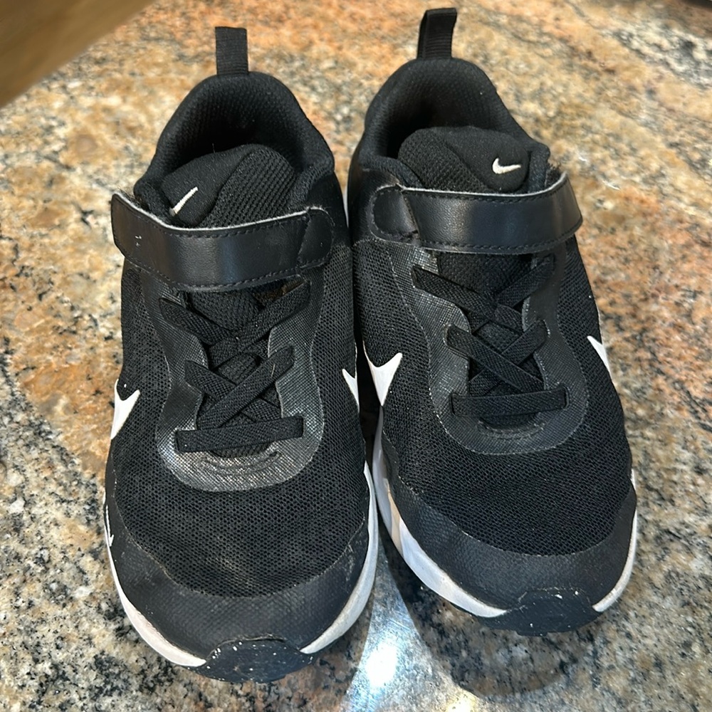 Nike sneakers size 12 toddler